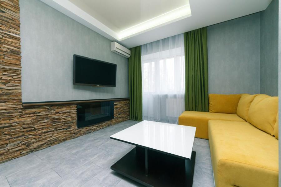 Hotrent Pechersk Lesy 20/22 Κίεβο Εξωτερικό φωτογραφία