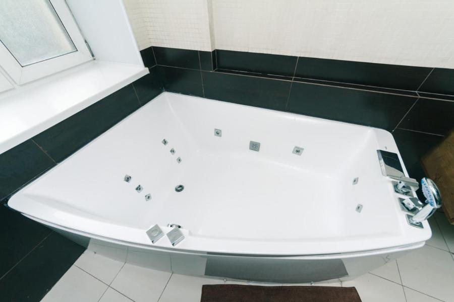 Hotrent Pechersk Lesy 20/22 Κίεβο Εξωτερικό φωτογραφία